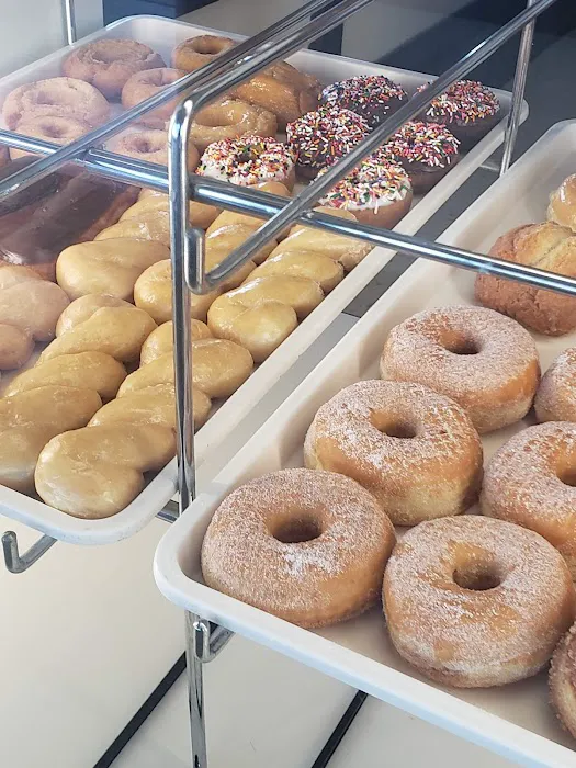 Dandy's Donuts Picture 4