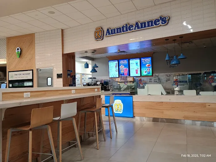 Auntie Anne's Picture 10