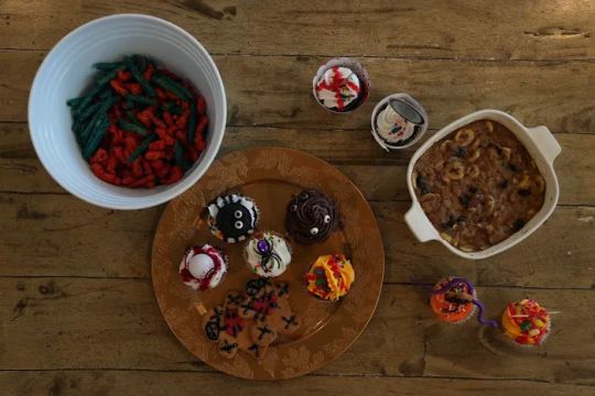 Spice's Bizarre Fun Treats