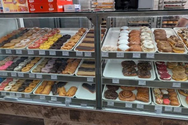 Randy's Donuts