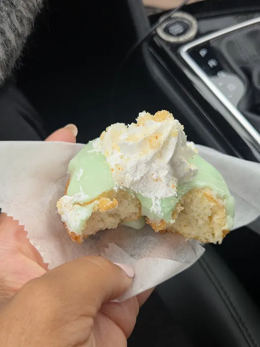 Randy's Donuts Picture 5