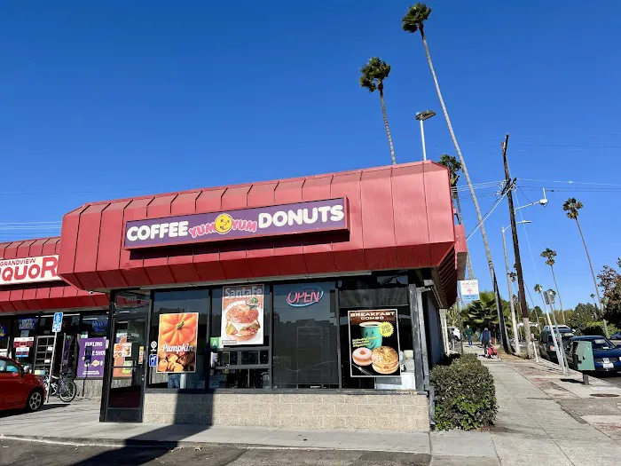 Yum Yum Donuts Picture 1