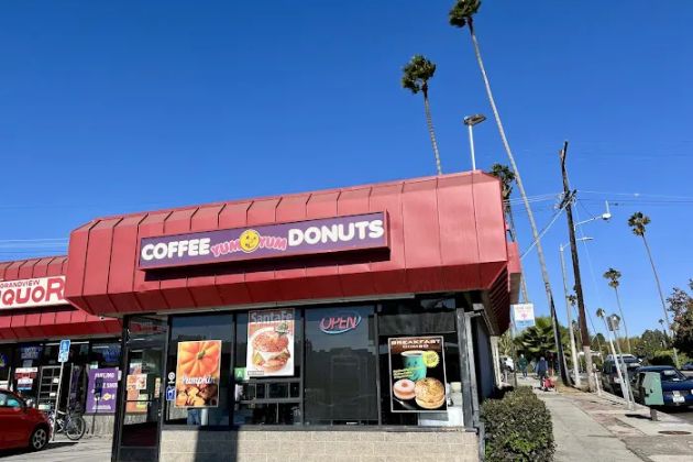Yum Yum Donuts