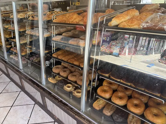 Yum Yum Donuts Picture 5