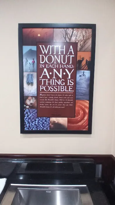 Winchell's Donut House Picture 3