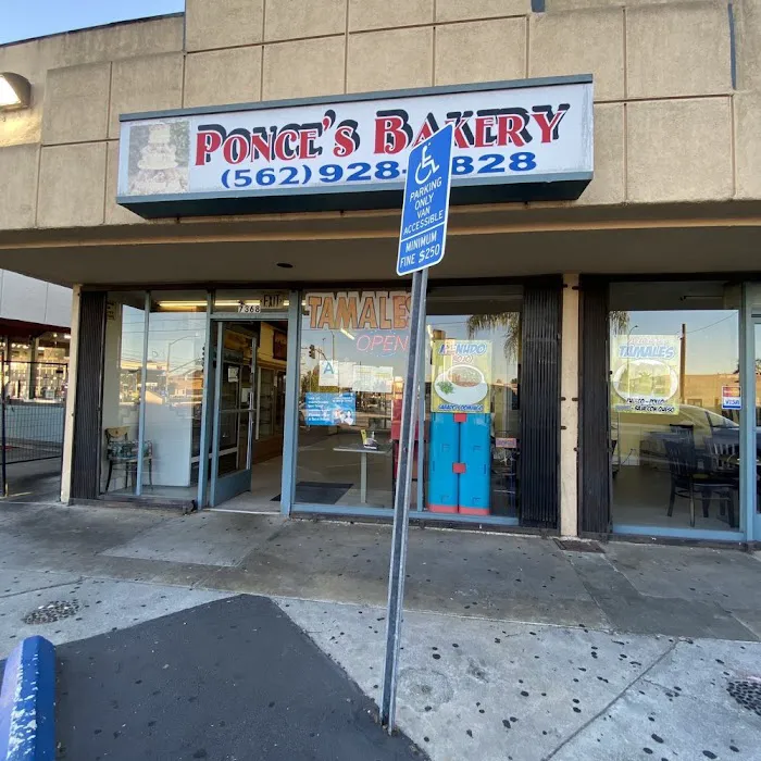 Ponce's Bakery Picture 4