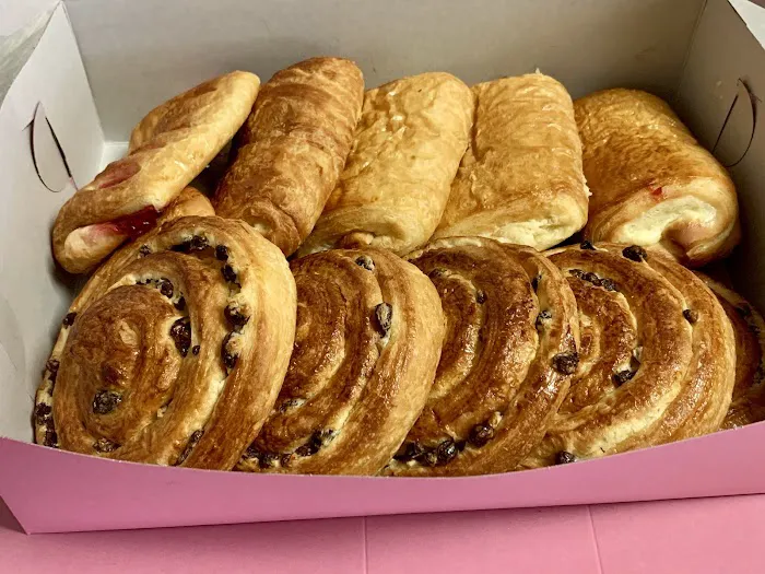 Sunland Donuts Picture 10