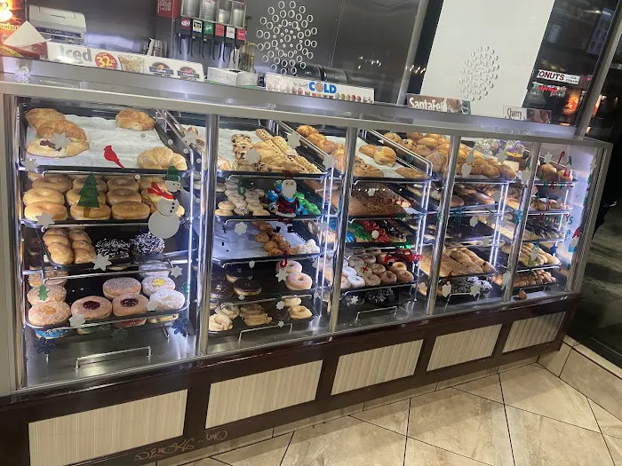Winchell's Donut House Picture 5