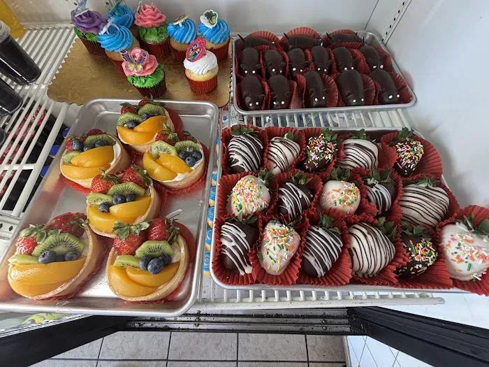 Aracely’s Bakery Picture 8
