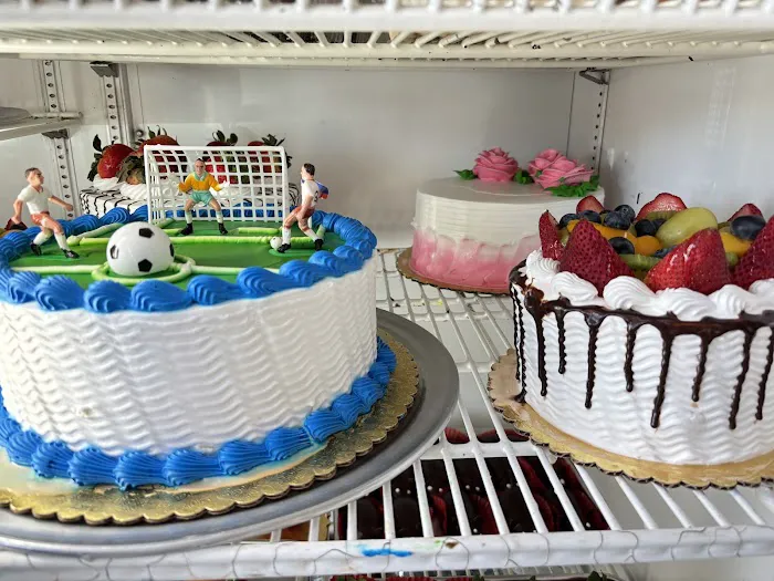 Aracely’s Bakery Picture 5