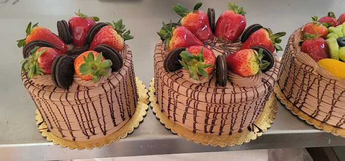 Aracely’s Bakery Picture 4