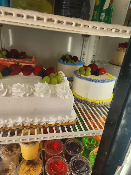 Aracely’s Bakery Picture 10