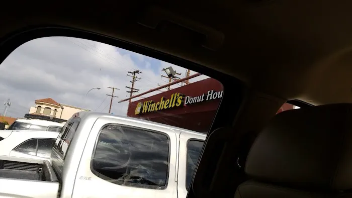 Winchell's Donut House Picture 2