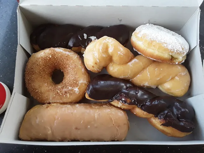 Winchell's Donut House Picture 7