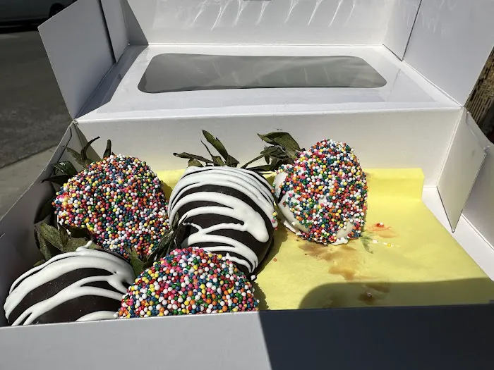 Mary's Bakery Picture 3