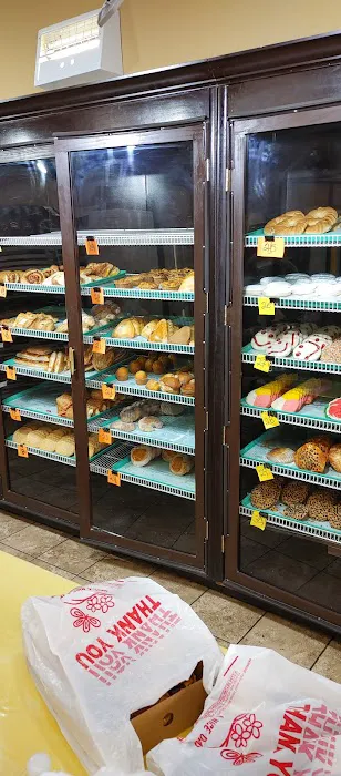 Reyna's Bakery Picture 9
