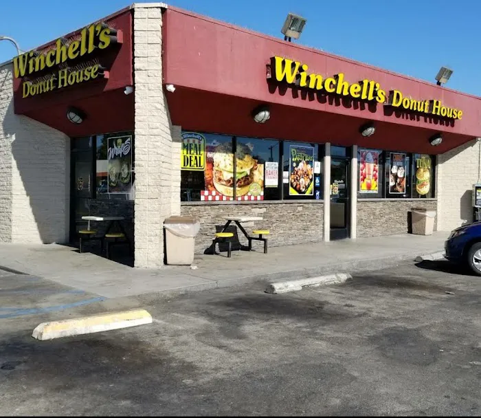 Winchell's Donut House Picture 6