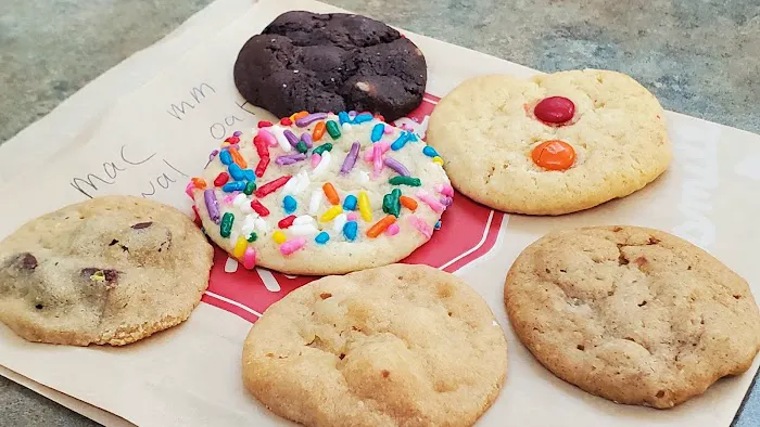 Mrs Fields Cookies Picture 1