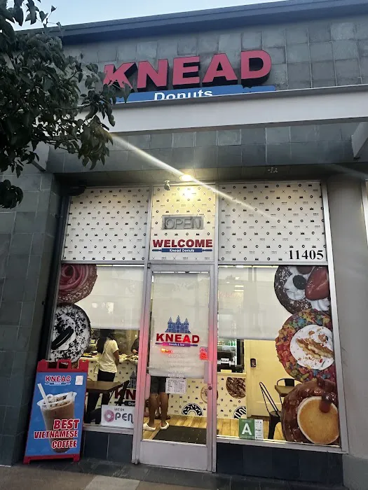 Knead Donuts Picture 4