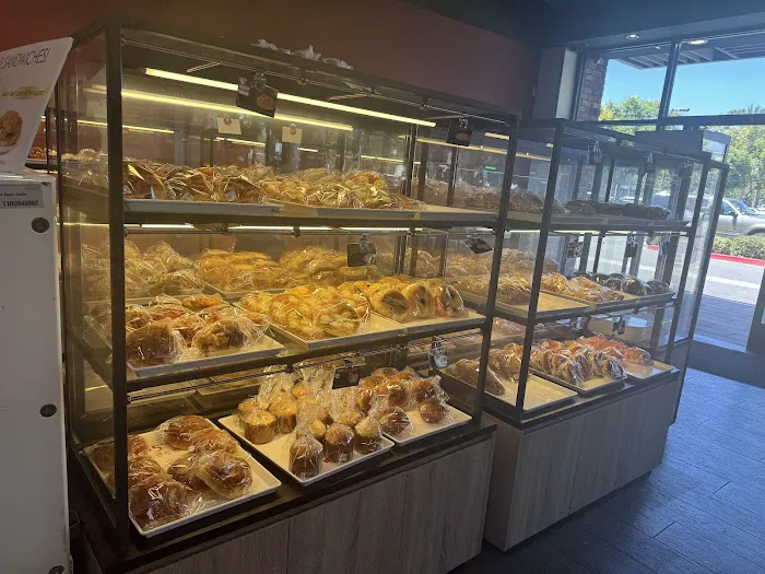 85°C Bakery Cafe - Cerritos Picture 2