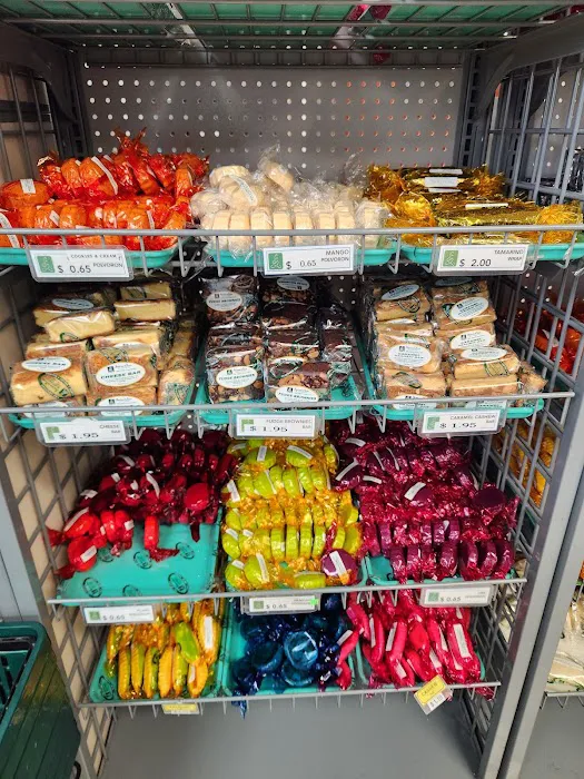 Luisa & Son Bake Shop Picture 10