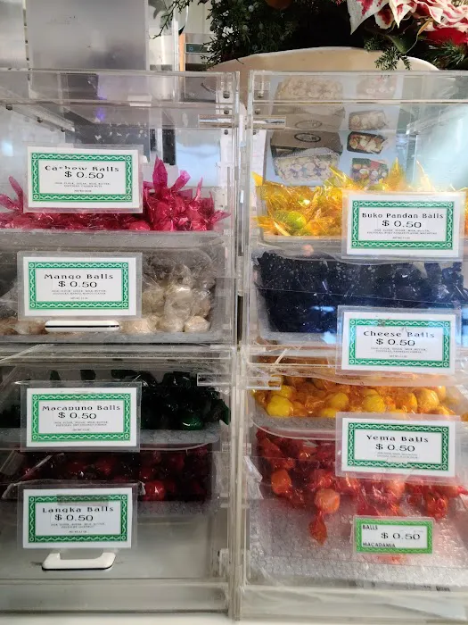 Luisa & Son Bake Shop Picture 5