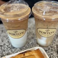 Porto's Bakery and Cafe ico