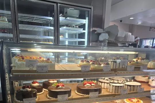 Candle Light Bakery