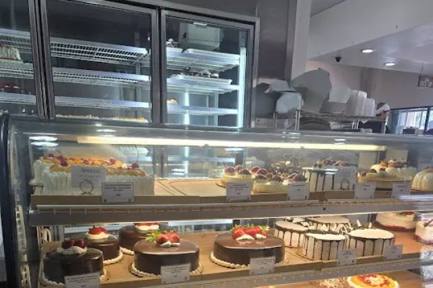 Candle Light Bakery