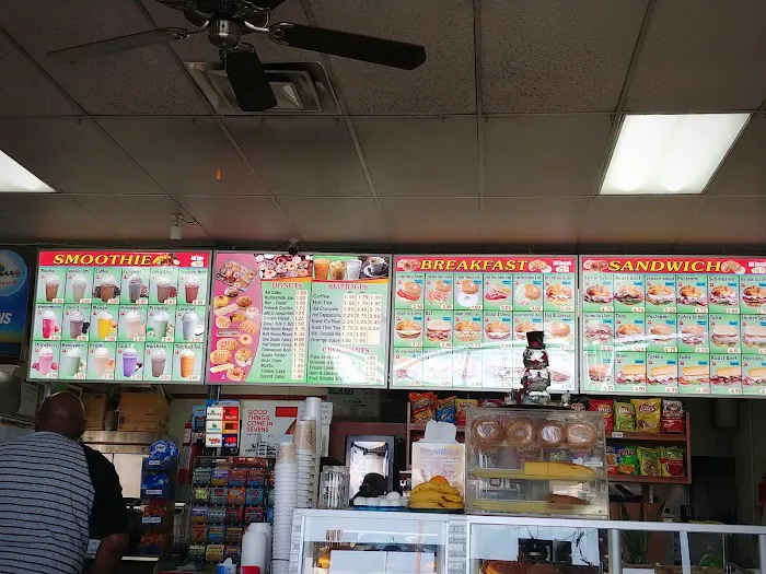 Golden West Donuts Picture 8