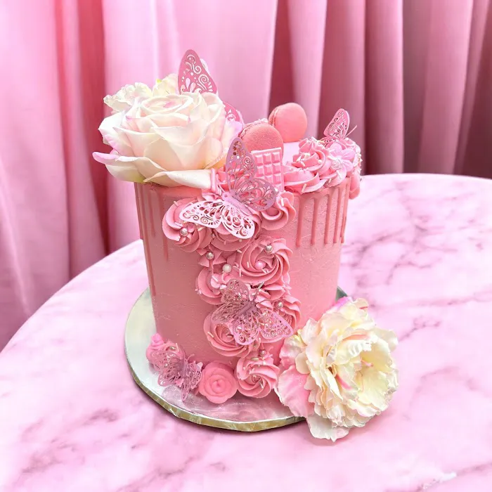 Aly's Custom Confections Picture 4