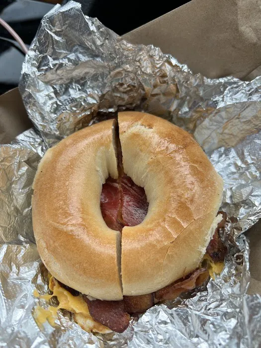 Hole in One Bagel-Deli Picture 2