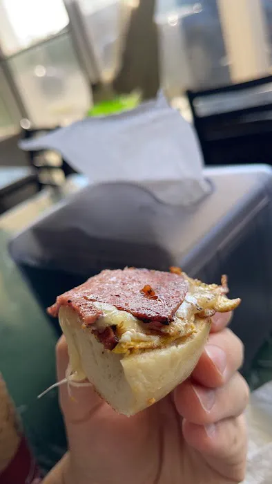 Hole in One Bagel-Deli Picture 1