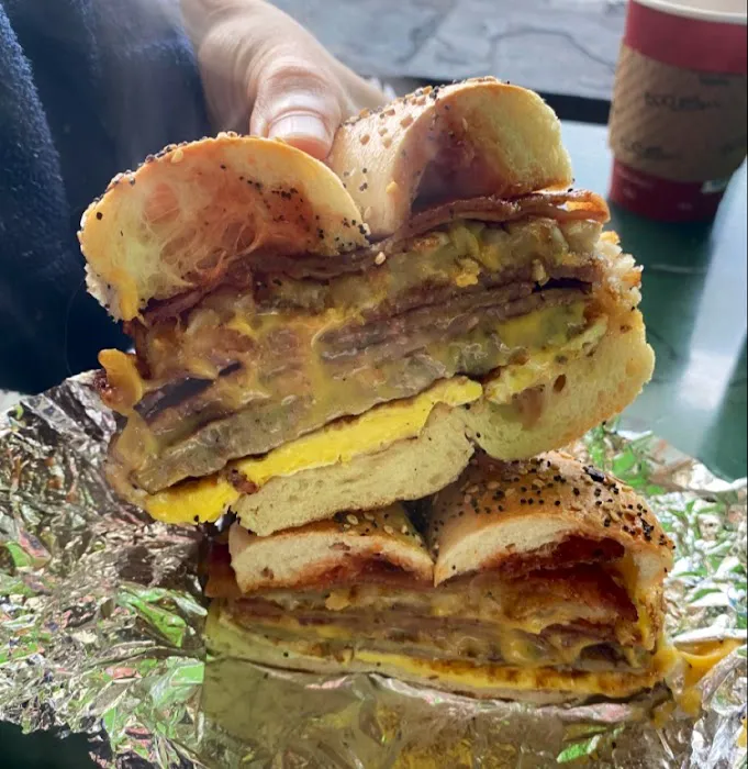 Hole in One Bagel-Deli Picture 8