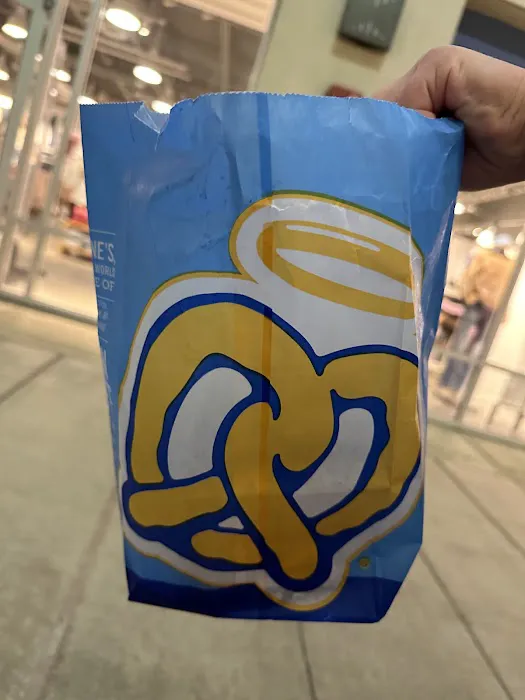 Auntie Anne's Picture 4