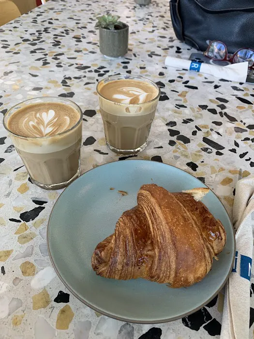 Tartine Venice Picture 10