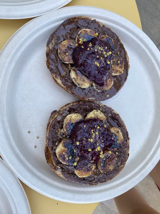 Mustard's Bagels Picture 10