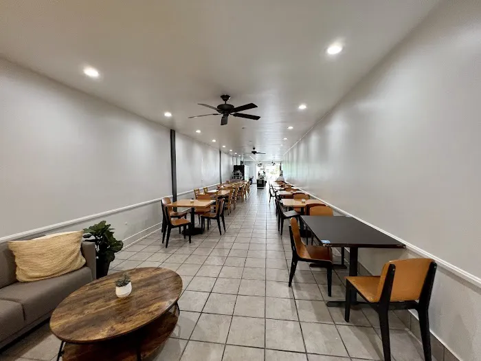 Coppelias Bakery & Restaurant Picture 4
