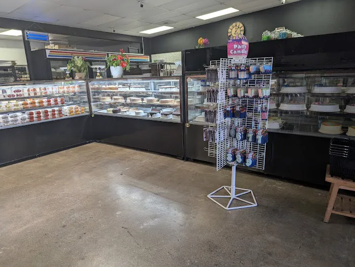 Lucero Bakery Picture 7