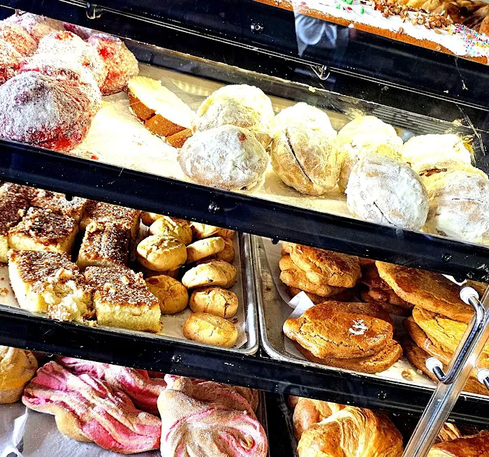 Lucero Bakery Picture 9
