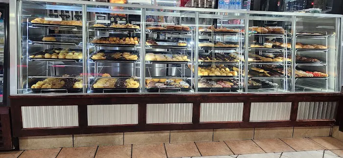Yum Yum Donuts Picture 9