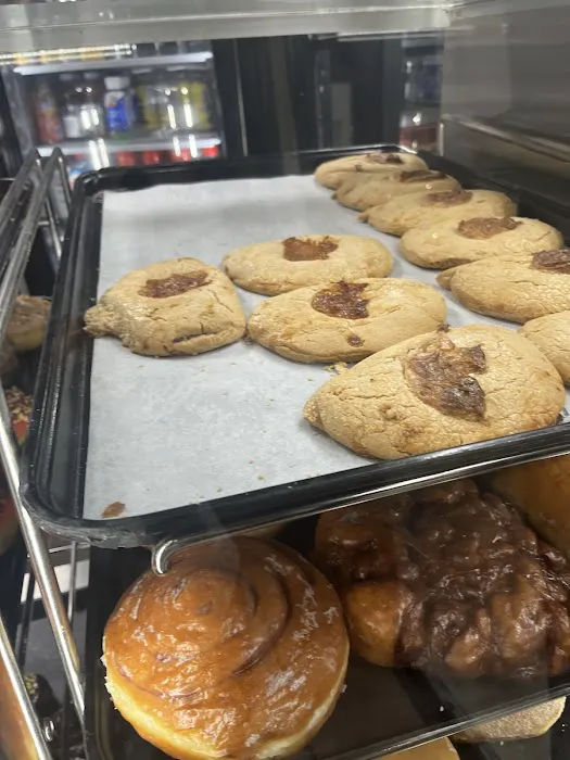 Yum Yum Donuts Picture 3