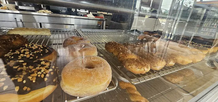 Pioneer Donuts Picture 1