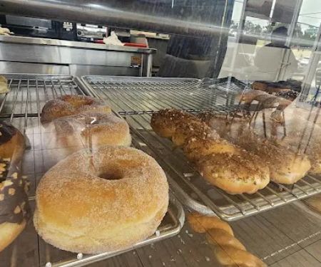 Pioneer Donuts