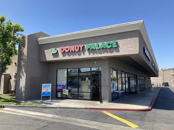 The Donut Palace Picture 8