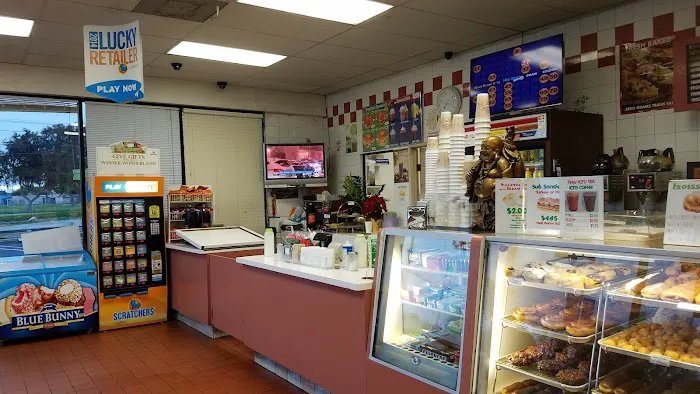 The Donut Palace Picture 3