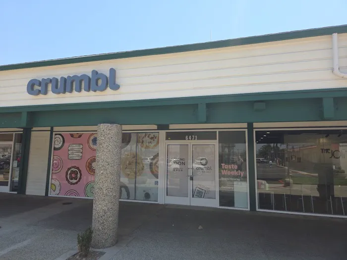 Crumbl Picture 3