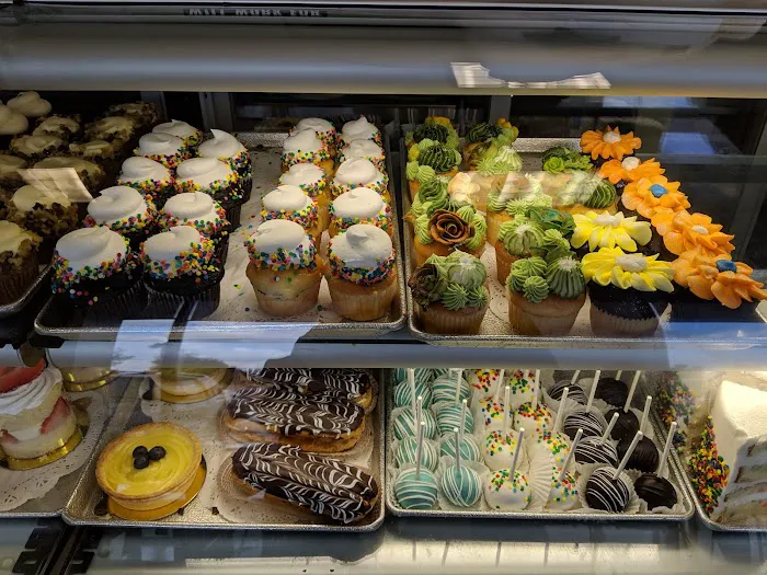 Butter + Cream Bakery Picture 4