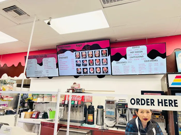 B & B Donuts Picture 7
