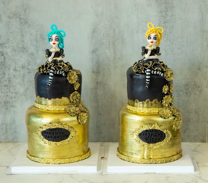 Cake Playhouse Picture 10